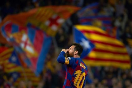 Football : Messi régale, le Barça leader