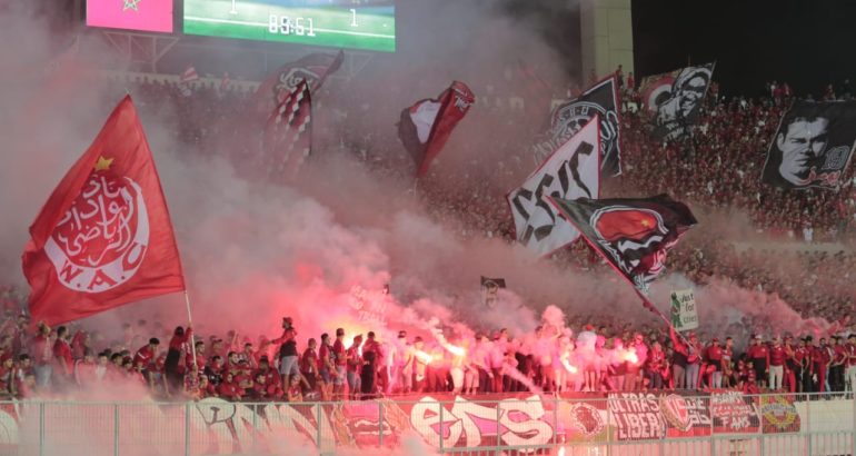 Les supporters du Wydad, prêts pour tout donner derrière leur équipe