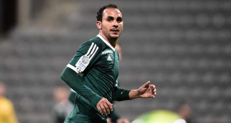 Idriss Mhirsi, l'ex joueur du Red Star signe à l'US Monastir (TUN)