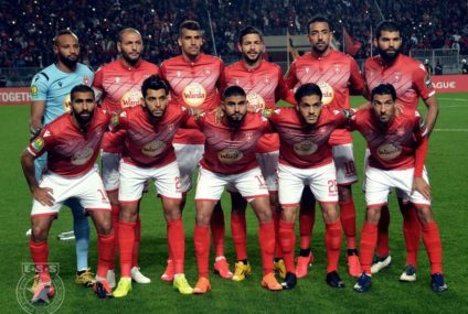 L’Etoile du Sahel en stage, avec un groupe restreint