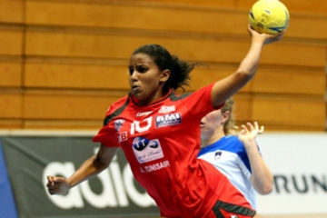 Handball : Amal Hamrouni  « C’est le bon moment pour moi de partir en Europe.. »