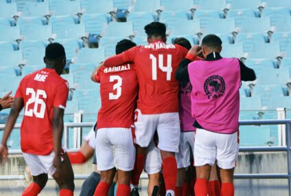 Football, CAF Cup : Une Étoile peu flamboyante triomphe grâce à un Hamza Lahmar magistral