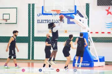 Basketball, Pro A : la Jeunesse Sportive Kairouanaise au terme du OT, l’Union Sportive de Monastir avec sérieux