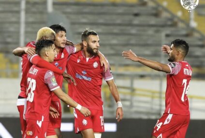 Football, CAF Champions League : le Wydad annonce la couleur. Courts succès de Mamelodi Sundowns et de l’Entente Sportive Sétifienne.