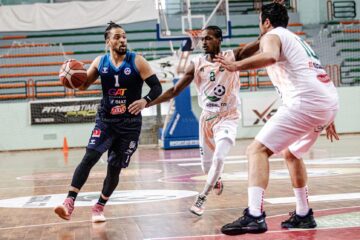 Basketball, Pro A : l’Étoile Sportive de Radès et l’Union Sportive de Monastir enchaînent sur le même rythme.