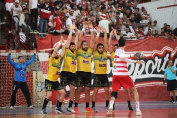 Handball, Élite : le Club Africain et l’Espérance Sportive de Tunis gardent les devants, l’Étoile Sportive du Sahel revient dans la course !