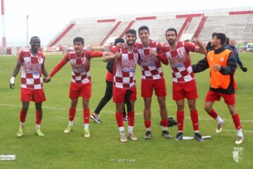 Football, LP1 : l’Olympique de Béja commence tambour battant les playout, l’Étoile Sportive de Métlaoui prend 3 points.