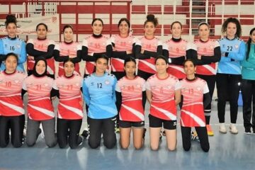 Handball, Élite : Ezzahra Sports tient en échec le CA, l’Espoir Sportif de Réjiche commence par une victoire.
