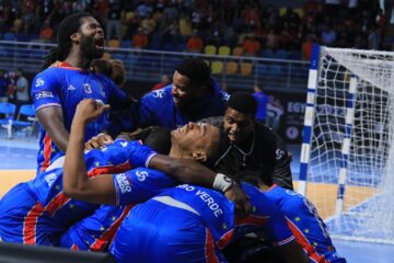 Handball, CAN : le Cap-Vert atteint les demi-finales, le Maroc et l’Égypte assurent l’essentiel.