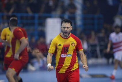 Handball, Arab Handball Championship : l’Espérance Sportive de Tunis remporte le Derby et défendra son titre face au Zamalek  !