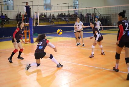 Volleyball, Tunisie Télécom Championship : le Club Olympique de Kélibia connait une large victoire, le Club Africain et le Club Sportif Sfaxien continuent leur série.