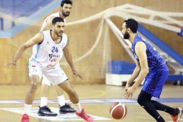 Basketball, Pro A : Ezzahra Sports connaît une belle victoire face au Club Africain ! L’Étoile Sportive de Radès et l’Union Sportive de Monastir commencent les playoffs par un succès.