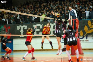 Volleyball, Tunisie Télécom Championship : le Club Sportif Sfaxien retrouve goût à la victoire, le Club Féminin de Carthage seul en tête du classement ! Le Club Olympique de Kélibia s’impose enfin.