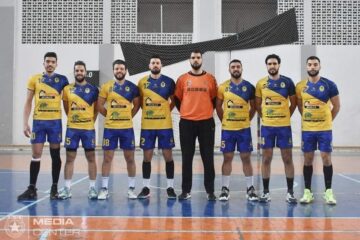 Handball, Élite : le petit derby sahélien pour El Makaram Mahdia, le Club Sportif Hilalien bat le CA. L’Espérance Sportive de Tunis seul en tête du classement.