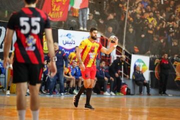 Handball, Élite : succès de l’Espérance Sportive de Tunis, le Club Sportif Sakiet-Ezzit et le Club Africain lors de la reprise.