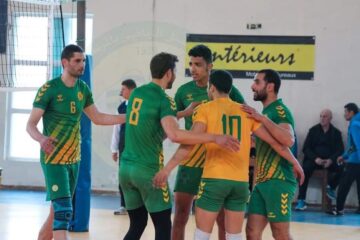 Volleyball, Tunisie Télécom Championship : l’Espérance Sportive de Tunis s’impose face au CSS, l’Étoile Sportive du Sahel et l’Avenir Sportif de la Marsa en Super Playoffs !