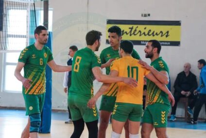 Volleyball, Tunisie Télécom Championship : l’Espérance Sportive de Tunis s’impose face au CSS, l’Étoile Sportive du Sahel et l’Avenir Sportif de la Marsa en Super Playoffs !