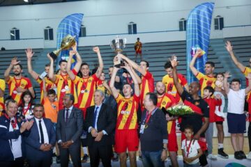 Volleyball, Tunisie Télécom Cup : l’Espérance Sportive de Tunis vient à bout de l’Avenir Sportif de la Marsa et remporte son 21e trophée !