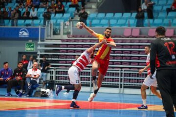 Handball, Coupe : l’Espérance Sportive de Tunis écarte le Club Africain dans le derby, le Club Sportif de Sakiet-Ezzit bat l’Étoile Sportive du Sahel. El Makaram Mahdia dans le dernier carré.