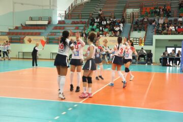 Volleyball, Tunisie Télécom Championship : seconde victoire de rang pour le Club Féminin de Carthage ! Le Club Africain et l’Union Sportive de Carthage connaissent leurs premiers succès.